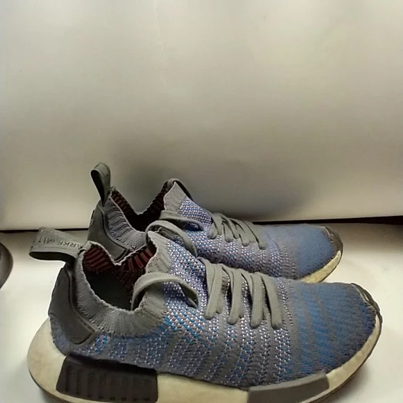 adidas gazelle silver green womens adidas Mens NMD_R1 Running Shoes – ShopCGX
